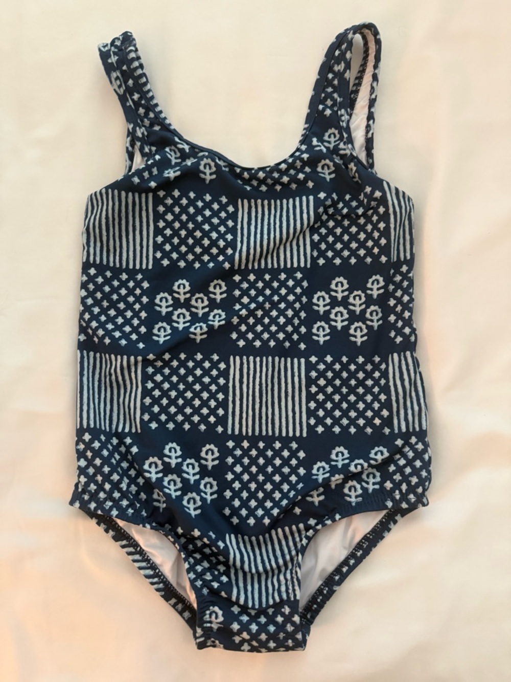 Julia Amory girls size 6 swim